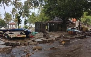 BMKG Gandeng Pusat Vulkanologi Selidiki Tsunami Pantai Anyer Akibat Erupsi Gunung Anak Krakatau