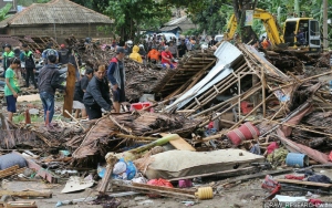 Sebagian Wisatawan, Korban Tsunami Selat Sunda Terus Bertambah Jadi 281 Tewas dan Ribuan Luka-Luka