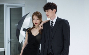 Romantisnya Lee Dong Wook dan Yoo In Na Hias Pohon Natal di Teaser 'Touch Your Heart'