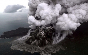 Jadi Penyebab Tsunami Selat Sunda, BNPB Tegaskan Status Gunung Anak Krakatau Masih Waspada