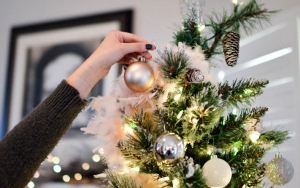 Tak Hanya Sebagai Dekorasi, 8 Hiasan Natal Ini Punya Makna Mendalam