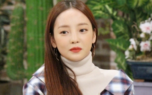 Nangis-Nangis Bahas Kasus vs Mantan di Fanmeeting, Goo Hara Tuai Beragam Komentar  