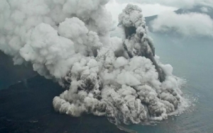 Berpotensi Tsunami Susulan, BMKG Imbau Warga Hindari Pesisir Pantai Selat Sunda Radius 1 Km