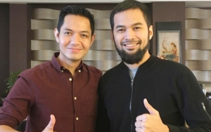 Ikut Hadiri Tahlilan Band Seventeen, Dude Harlino dan Teuku Wisnu Salurkan Bantuan