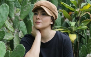  Wulan Guritno Tampak Awet Muda, Netizen Mbanyol 'Sakitnya Tuh Di sini'