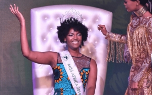 Viral, Momen Detik-Detik Api Membakar Rambut Miss Kongo Usai Dinobatkan Jadi Miss Afrika 2018