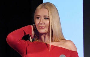 Tetap Tampil Saat Penari Latar Terjatuh dan Kejang-Kejang di Atas Panggung, Iggy Azalea Kena Hujat