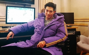 Unggah Kedekatan Bareng Rekan Wamil, Lee Jong Hyun CN Blue Dipuji Makin Tampan