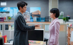 'Encounter' Rilis Foto Park Bo Gum dan Song Hye Kyo Kencan di Kuba, Netter Tak Sabar