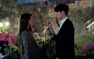 Park Shin Hye dan Hyun Bin Bakal Ciuman di 'Memories of the Alhambra', Netter Girang
