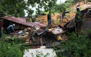 Warga Sesaki Area Pencarian Longsor Sukabumi, Tim Gabungan Sulit Lakukan Evakuasi