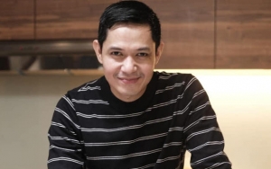 Tak Pernah Rayakan Malam Tahun Baru, Dude Harlino Pilih Berkunjung ke Masjid