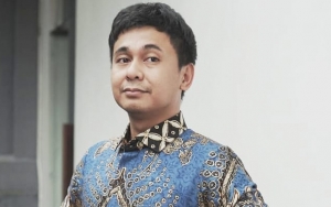 Jauh-jauh Tahun Baruan ke Singapura, Raditya Dika Malah Bikin Warganet 'Murka'