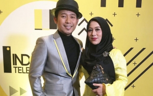 Setelah Kehilangan Calon Bayinya, Istri Denny Cagur Divonis Tidak Bisa Hamil Lagi Secara Normal