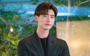 Lee Jong Suk Pamer Teaser Perdana 'Romance is a Bonus Book', Netter Tak Sabar Nonton