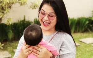 Bayi Kahiyang Ayu Dirumorkan Bukan Anak Kandung, Netter Ini Dibully Se-Indonesia