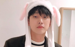 Hadir di 'Ask Us Anything', Jinyoung B1A4 Ungkap Susahnya 'Jadi Gendut' di Film Baru