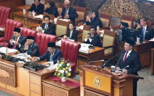 Marak Kasus Prostitusi Online, DPR Berencana Akan Tinjau Ulang UU?
