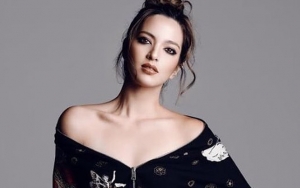 Biasa Tampil Glamor Dan Mewah, Nia Ramadhani Pamer Foto Bangun Tidur Tanpa Make Up