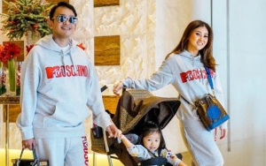 Bersama Sarwendah Wajah Ruben Onsu Sudah Cemong di Pagi-Pagi Buta, Ada Apa?