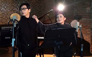 25 Tahun Menikah, Intip 8 Potret Keharmonisan Keluarga Armand Maulana dan Dewi Gita