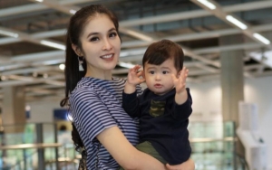 Jalani Tradisi Usia 1 Tahun, Raphael Moeis Putra Sandra Dewi Pilih Barang Ini