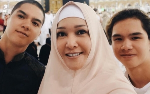 Umrah Bersama Al dan Dul, Maia Estianty Cerita Pengalaman Saksikan Fenomena Ribuan Jangkrik