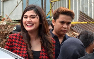Irish Bella Resmi Dilamar Ammar Zoni, Netter Malah Sindir Billy-Hilda Tak Kunjung Nikah