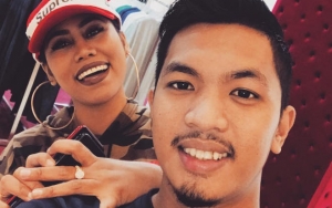 Evi Masamba Ngamuk Lagi Hamil Dibully Sombong dan Sepi Job, Suami Tampan Hibur Pakai Masakan Cinta