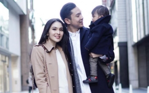 Nostalgia di Jepang, Ekspresi Sandra Dewi Saat Disuapi Suami Bikin Ngakak