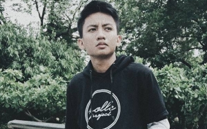 Mendiang Gebi Ramadhan Sakit Kanker Tetap Kerja Diantar Ibunda, Postingan Terakhir Banjir Doa