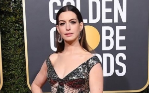 Ikut Tren '10 Years Challenge', Anne Hathaway Dijuluki Vampir