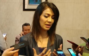 Sukses Jadi Moderator Debat Pilpres 2019, Paras Ira Koesno Disebut Mirip Luna Maya 