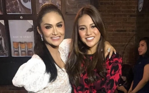 Krisdayanti 'Korek' Luka Lama Aurel Lewat Foto '10 Years Challenge', Ashanty Komentar Ikut Disemprot