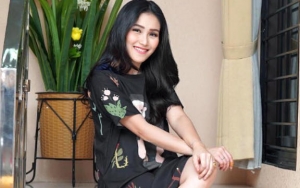 Pamer Foto Studio, Dandanan Menor Ayu Ting Ting Bikin Syok Dikira Lucinta Luna