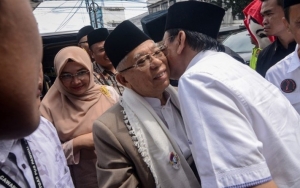 BPN Prabowo Soroti Cara Salat Sambil Duduk Ma'ruf Amin, TKN Jokowi Minta Tak Ungkit Urusan Personal