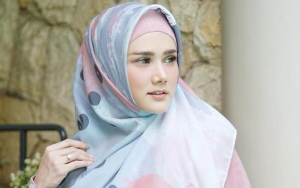 Heboh Petisi Tolak Mulan Jadi Caleg Karena Isu Pelakor, Foto Jadul dan Gaya Duduk Dicap Tak Sopan