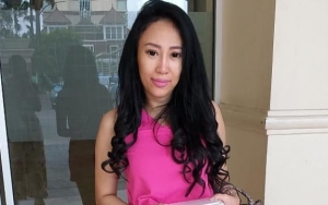 Sering Bikin Heran Gara-Gara Cantik Tapi Jomblo, Cerita Dewi Sanca Diragukan