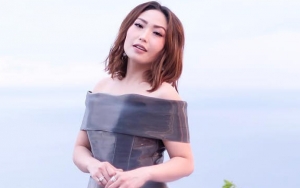 Gagal Nikah, Ayu Dewi Tak Sungkan Kenang Momen Lamaran dengan Zumi Zola