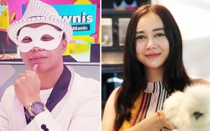 'Disindir' Peramal Wirang Soal Ramalan Artis Prostitusi Terciduk, Reaksi Aura Kasih Mengejutkan