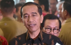 Bantah Isu Anti-Islam, Jokowi: Untung Masyarakat Sudah Pintar