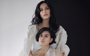 Sophia Latjuba Lakukan Ini Untuk Dukung Single 'A Long Way' Milik Eva Celia