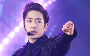 Kesulitan Beli Tiket Fan Meetingnya Sendiri, Begini Ekspresi Lucu Eric Shinhwa