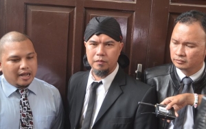 Ahmad Dhani Dapat Karangan Bunga Bernada Sindiran Usai Masuk Penjara