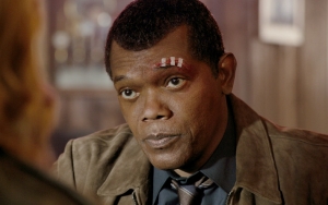 Teaser Internasional 'Captain Marvel' Tampilkan Asal-Usul Pager Milik Nick Fury