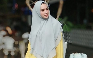 Mewek Lihat Dul Nangis di Konser, Mulan Jameela Unggah Foto Bak Barbie Curhat Soal Cobaan