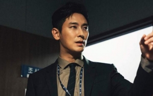 Joo Ji Hoon Bicarakan Comeback Drama dan Perannya sebagai Jaksa Ganteng di 'The Item'