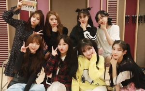 Lovelyz Jadi Bahan Gunjingan Netter Gara-Gara Fanservis Terlalu Mesra dengan Fans