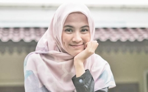 Wajah Alyssa Soebandono Cemburu ke Dude Harlino Bikin Gemas di 'Calon Presiden'