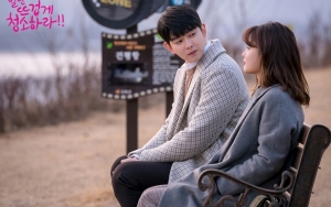 Yoon Kyun Sang Ungkap Punya Banyak Penyesalan Bintangi 'Clean With Passion For Now'